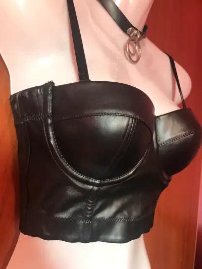 Bustier corset negro de cuero sintético - miniatura 4