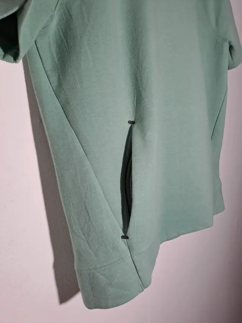 Polerón verde menta Old Navy Active con capucha - 4