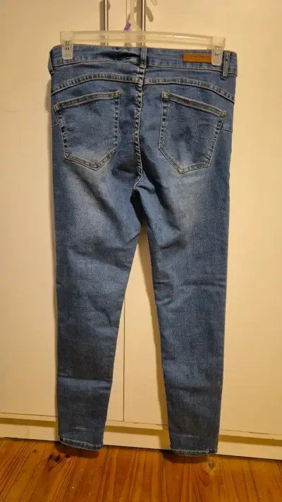 Jeans ajustados azul claro (Americanino) - miniatura 2