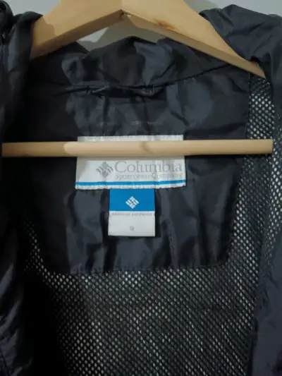 Chaqueta impermeable negra Columbia para hombre - miniatura 3