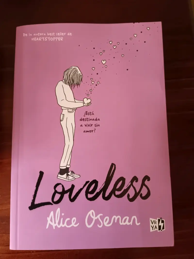 Libro Loveless - 1