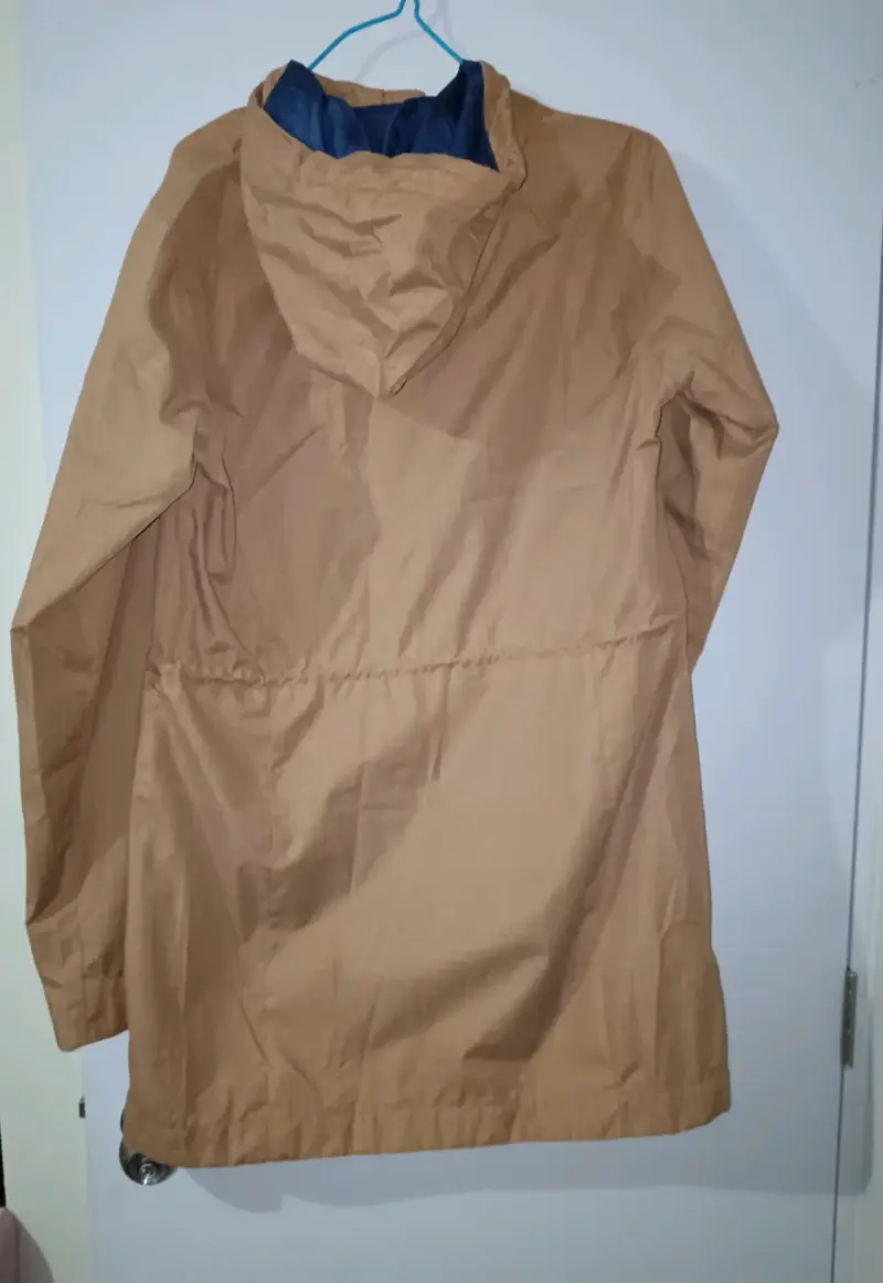 Chaqueta impermeable Columbia marrón con capucha - 2