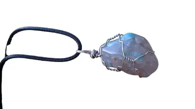 Collar con colgante de piedra Amazonita natural - miniatura 4
