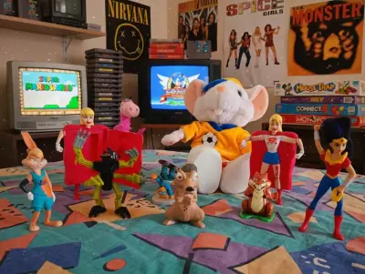 Colección de figuras de acción y peluche infantil - miniatura 1