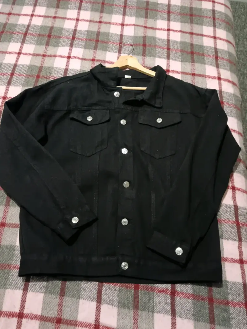 Chaqueta negra de mezclilla para hombre - 1