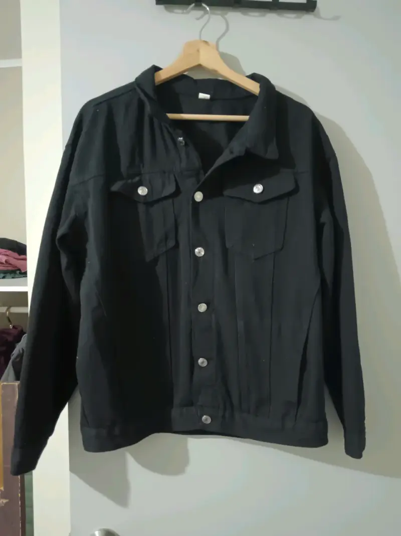Chaqueta negra de mezclilla para hombre - 2