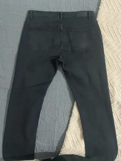 Jeans negros Bearcliff para hombre - miniatura 2
