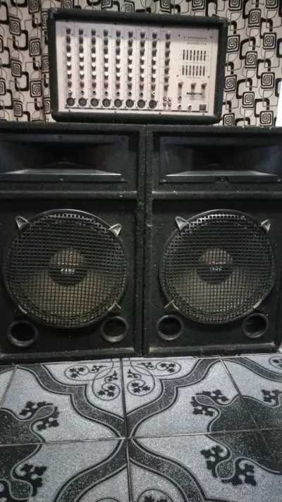 Sistema de sonido con amplificador y parlantes MKS - miniatura 1