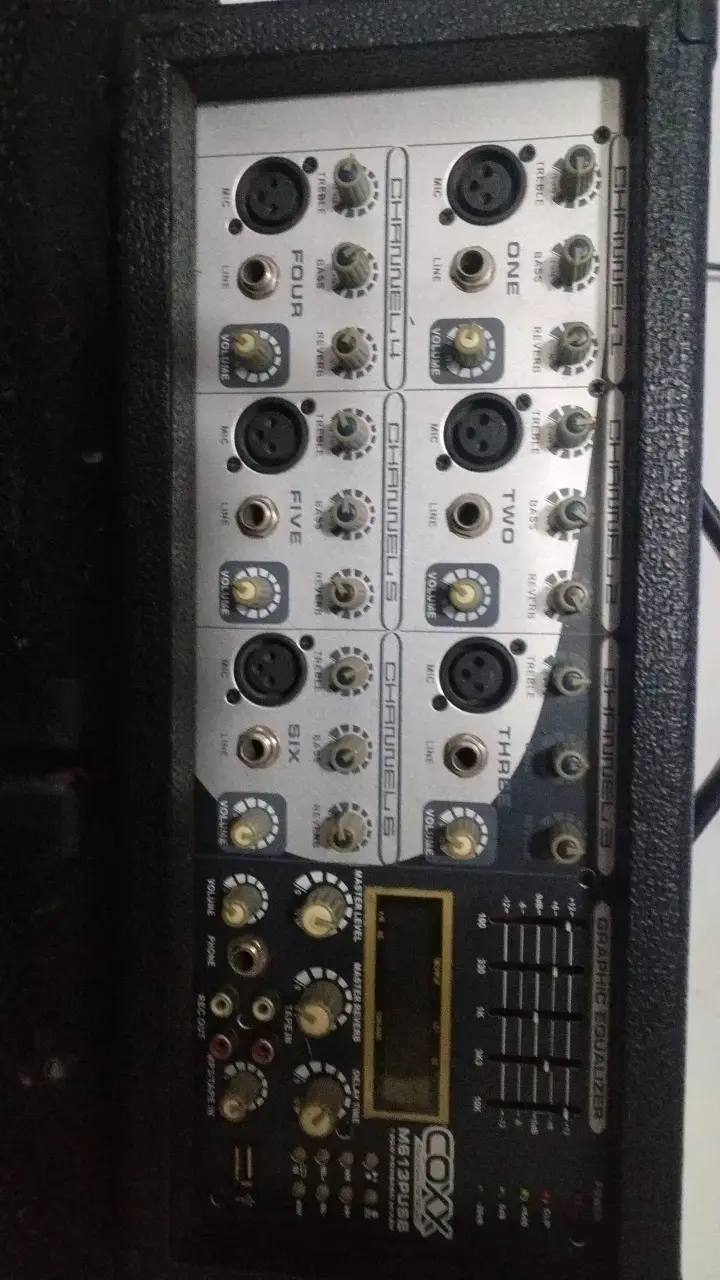 Amplificador y parlantes Coxx M813PUSB con ecualizador - 2