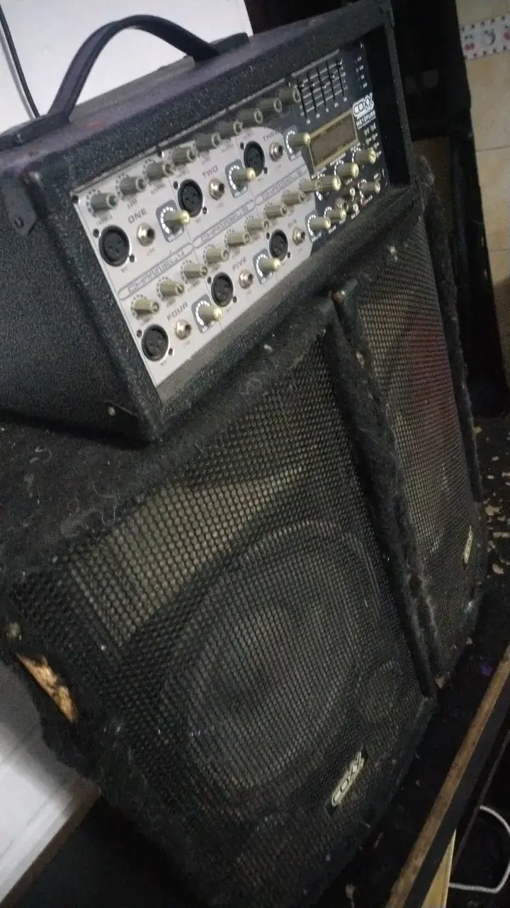 Amplificador y parlantes Coxx M813PUSB con ecualizador - 3