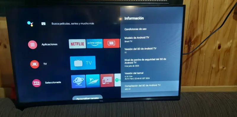 Smart TV TCL Android 11 con aplicaciones