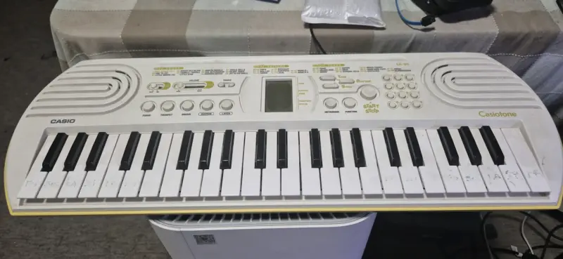 Teclado Casio Casiotone SA-80 portátil - 1