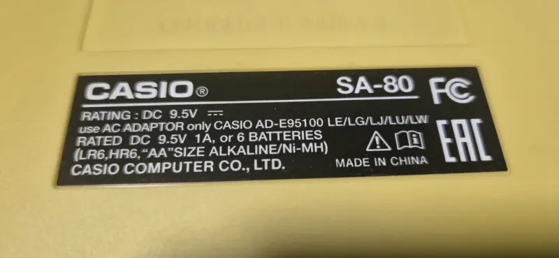 Teclado Casio Casiotone SA-80 portátil - 3