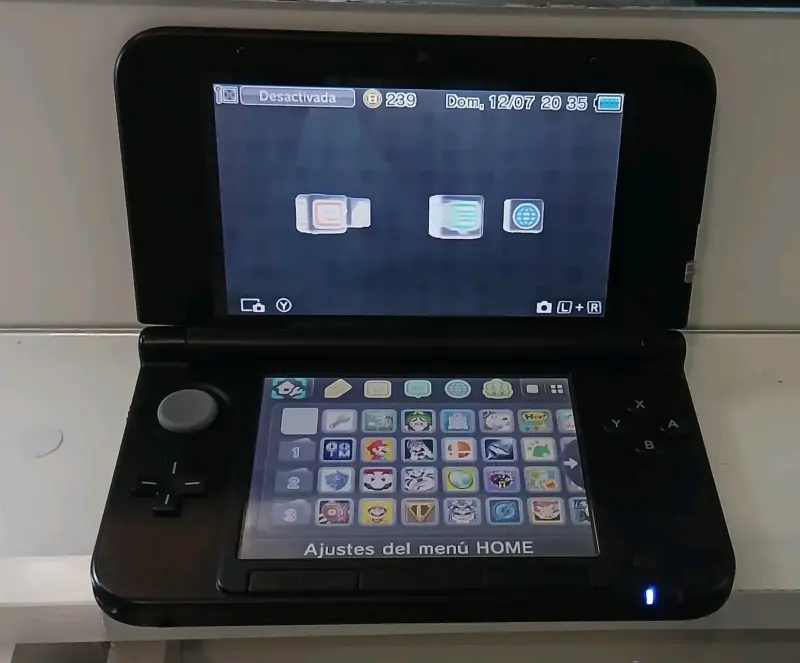 Consola portátil Nintendo 3DS XL negra - 1