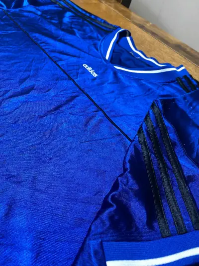 Polera adidas vintage color azul 2XL - miniatura 3