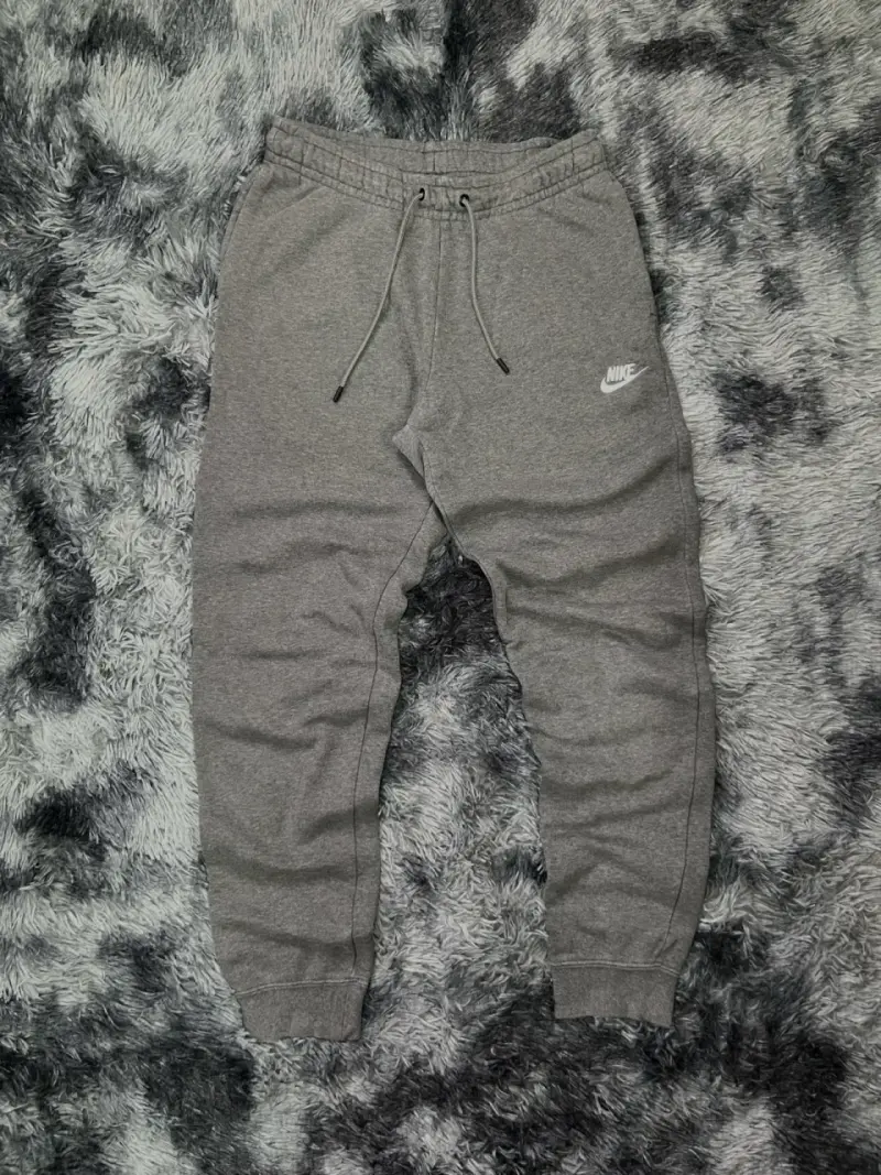 Pantalón Jogger Nike Gris - 1