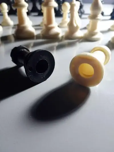 Juego de ajedrez clásico - miniatura 5