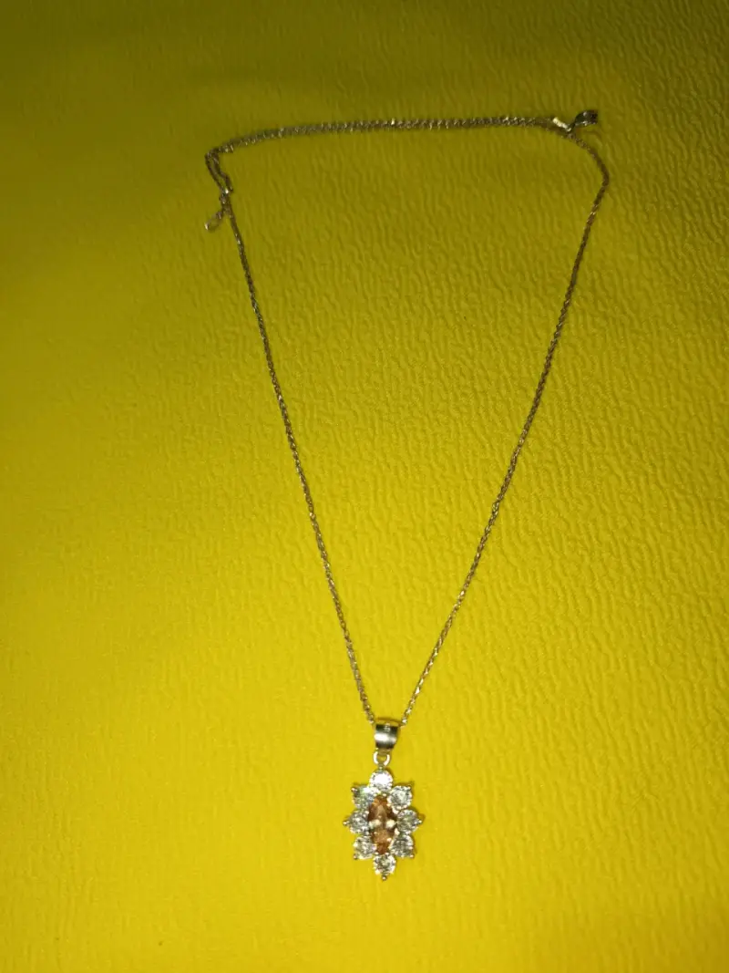 Collar de plata con colgante lady - 2