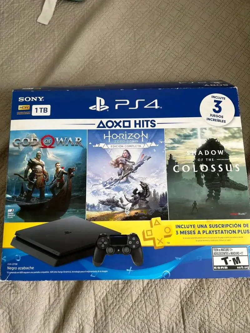 Consola Sony PS4 1TB con 3 juegos incluidos - 1
