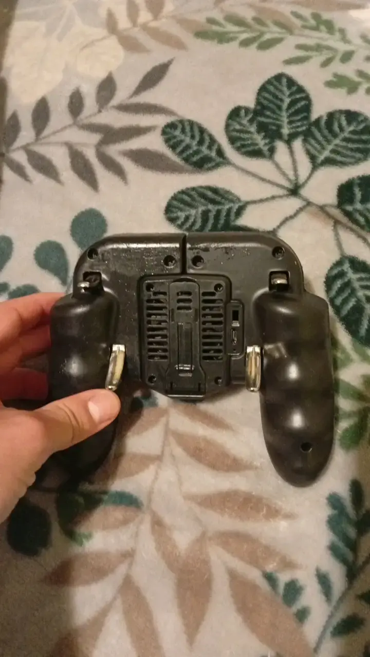 Controlador de juego con ventilador integrado - 3