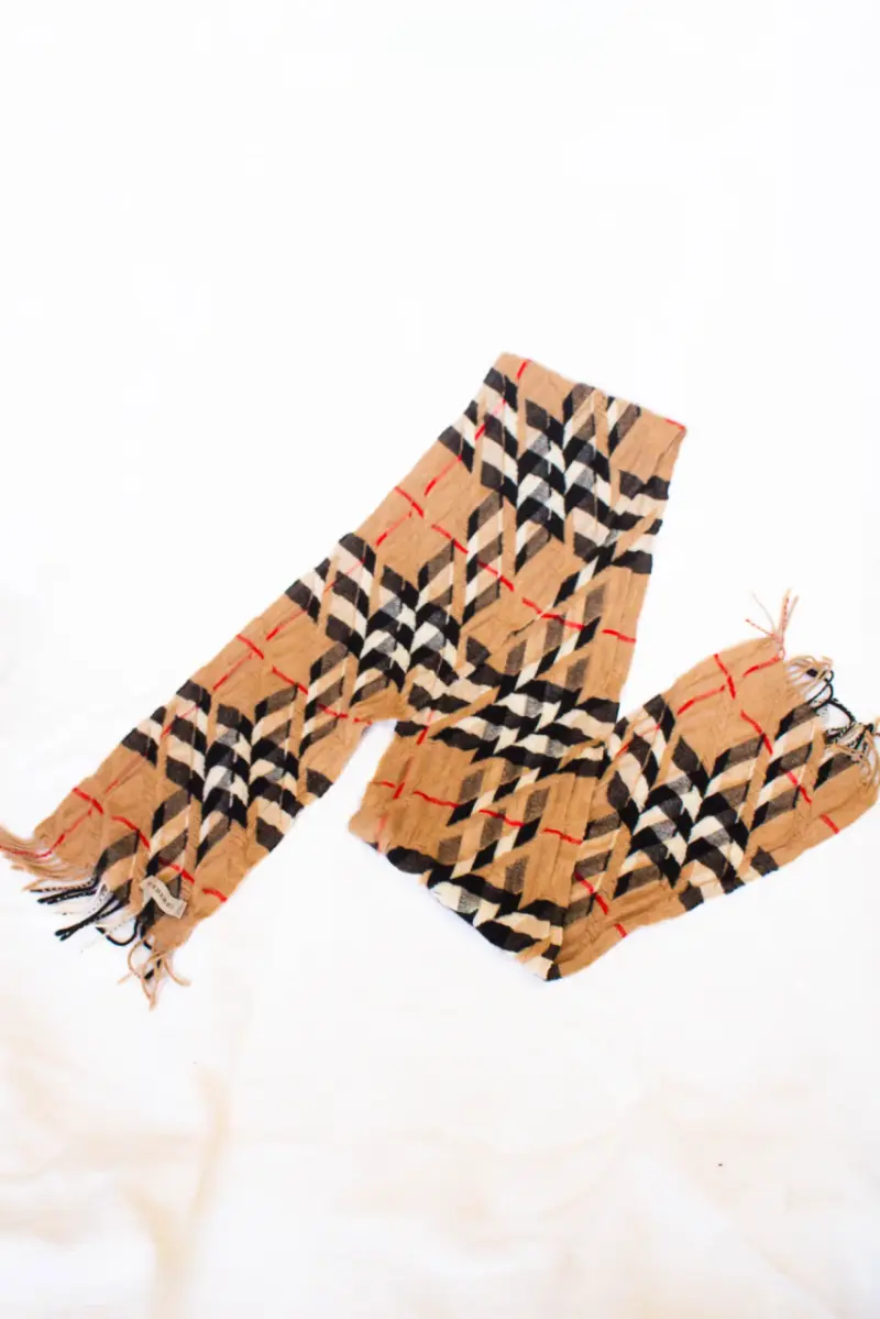 Bufanda Burberry - 2
