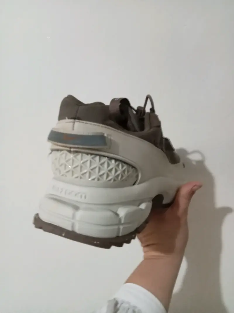 Zapatillas deportivas Nike vomero roam - 5