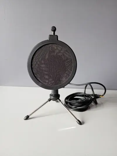 Micrófono Condensador con Soporte Profesional - miniatura 4