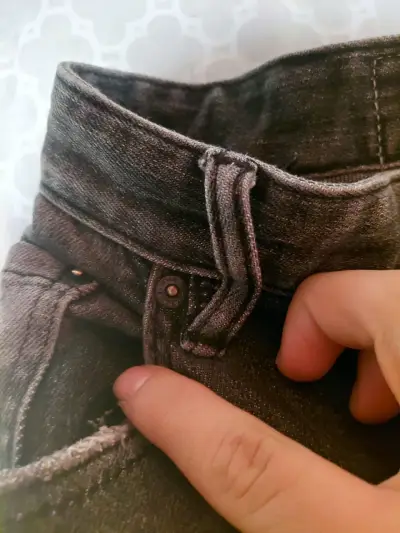 Jeans negros semi nuevos Dsquared2 para hombre - miniatura 9