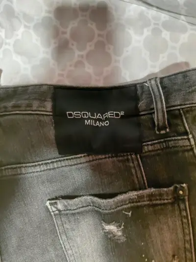 Jeans negros semi nuevos Dsquared2 para hombre - miniatura 11
