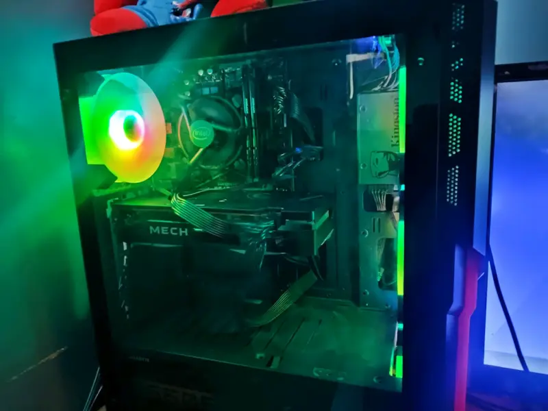 PC Gamer con Iluminación RGB Tarjeta Gráfica MECH - 3