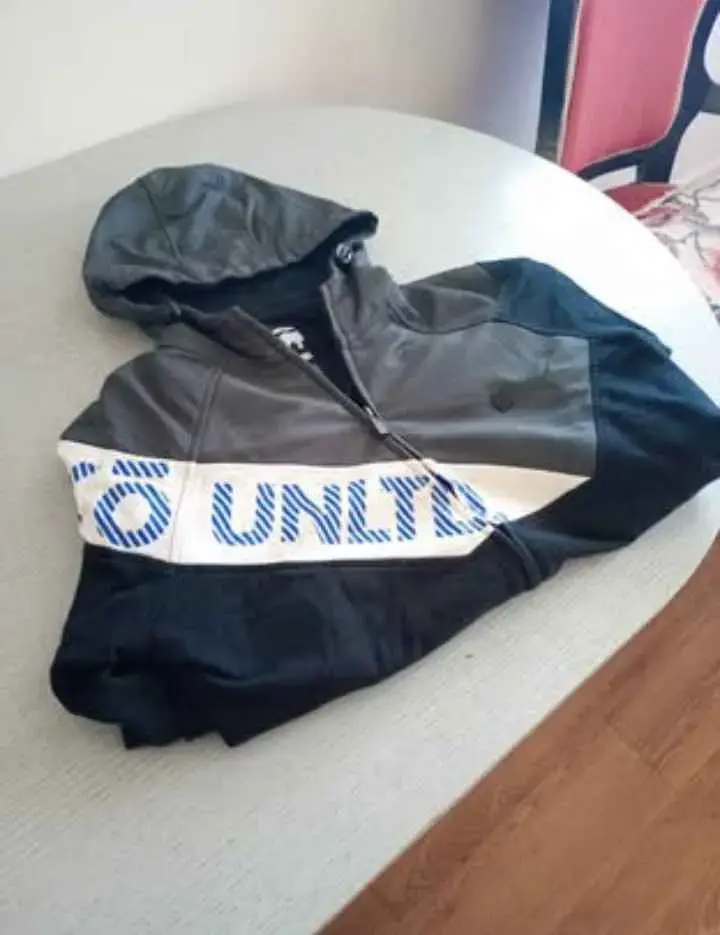Polerón Ecko Unltd talla L