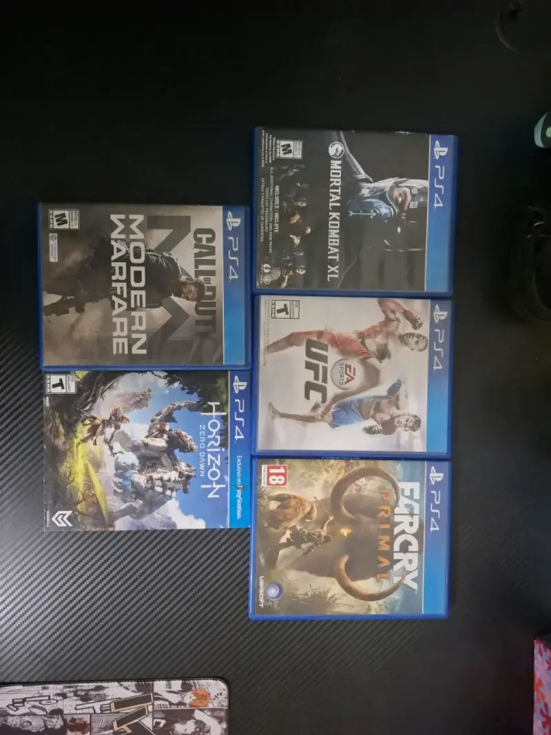 Lote 5 juegos PS4: Call of Duty, Mortal Kombat,