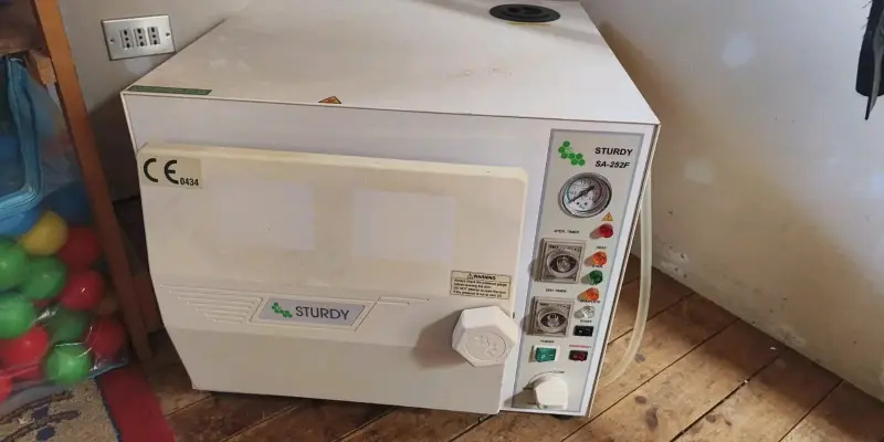 Autoclave Sturdy SA-252F para esterilización - 3