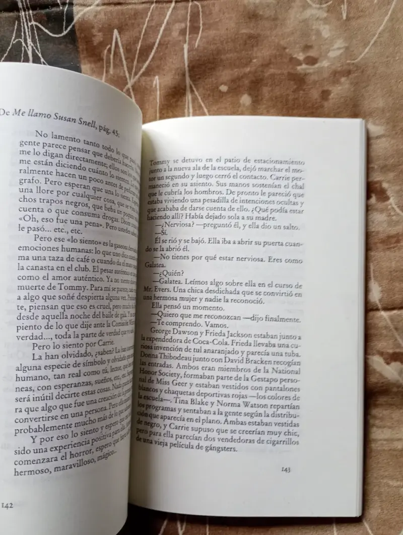 Libro 'Carrie' de Stephen King en buen estado - 3