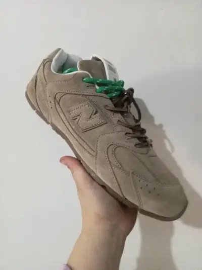 ew New Balance x Miu Miu 530 SL - miniatura 1