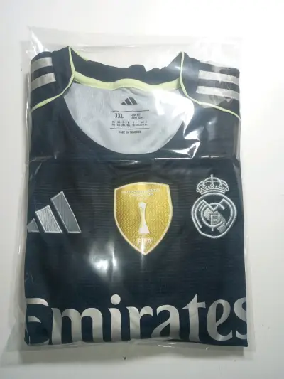 Camiseta Real Madrid 2023 Adidas Talla 3XL - miniatura 3