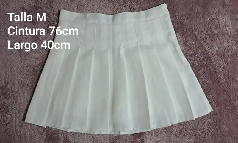 Falda plisada blanca talla M