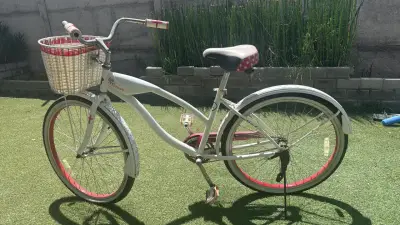 Bicicleta Minnie Mouse para Niñas con Canasto - miniatura 1