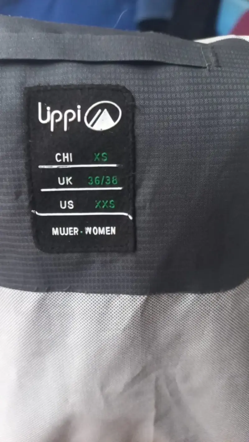 Chaqueta impermeable Lippi para mujer - 3