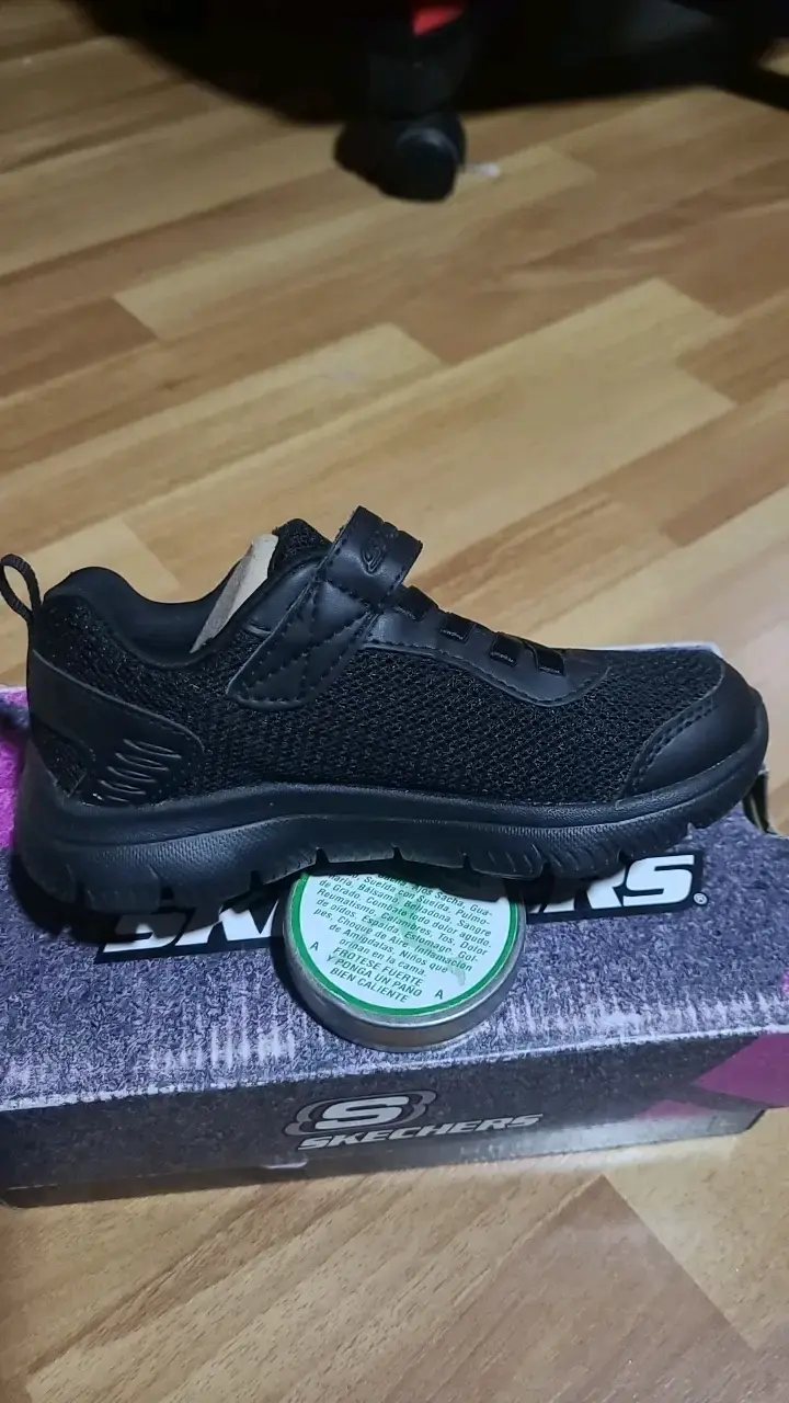 Zapatillas negras para niños Skechers talla 26 - 4