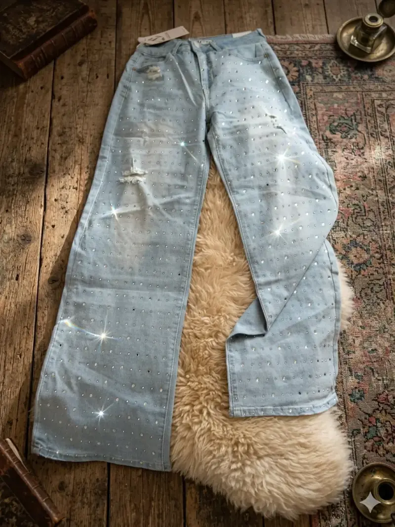 Jeans de mujer con brillo y diseño moderno - 3