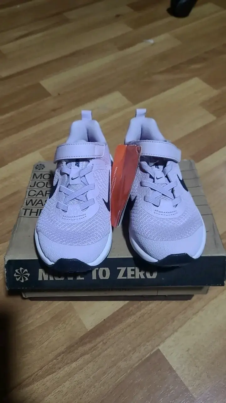 Zapatillas deportivas infantiles Nike rosadas - 1