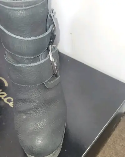 Botines de cuero negro. Gacel - miniatura 3