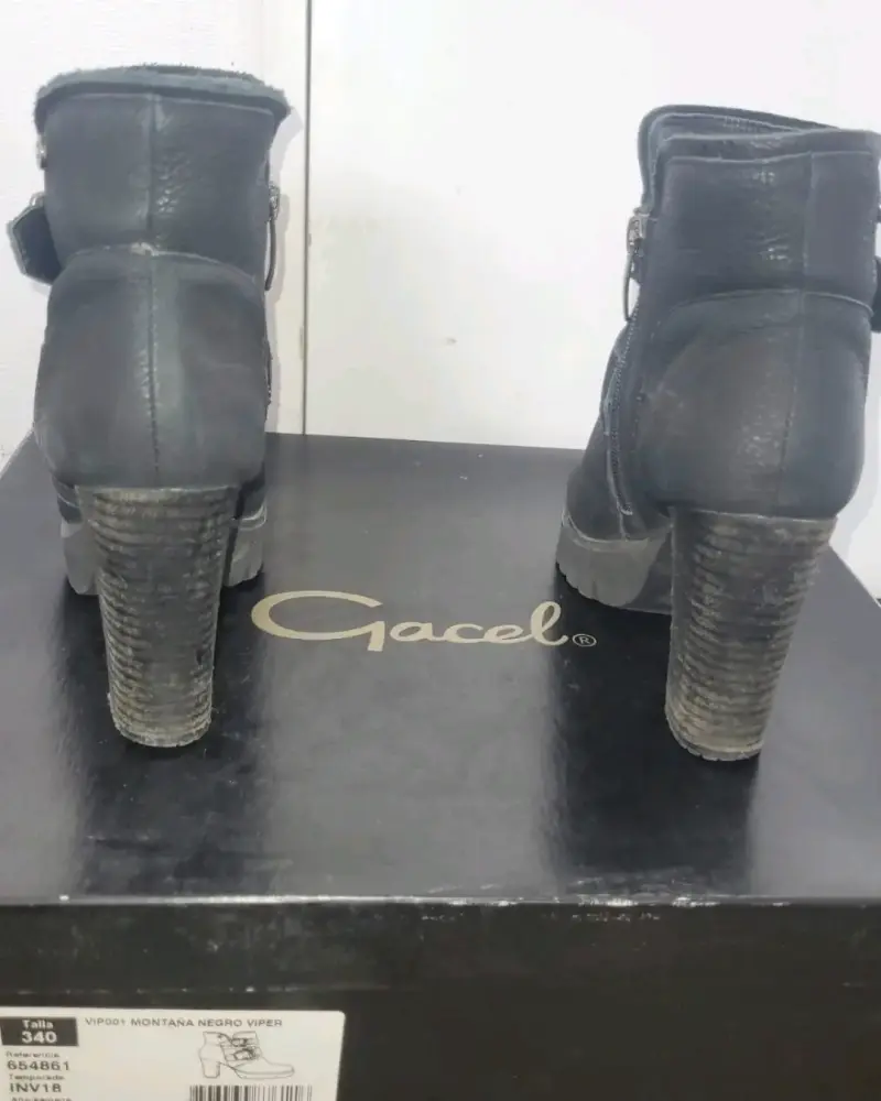 Botines de cuero negro. Gacel - 5