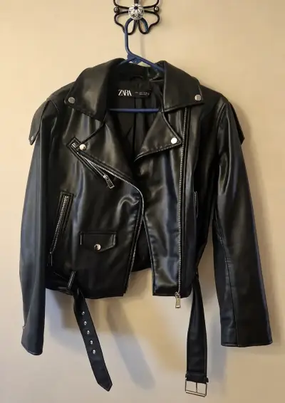 Chaqueta negra Zara - miniatura 1