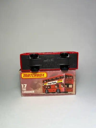 Bus de juguete Matchbox The Londoner rojo - miniatura 2