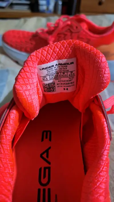 Zapatillas deportivas Under Armour HOVR Mega 3 rojas - miniatura 3