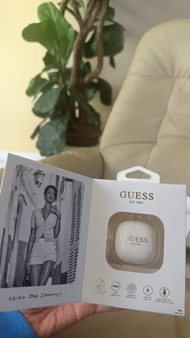 Audífonos Inalámbricos Guess con Estuche de Carga - 2