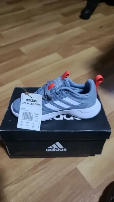 Zapatillas Adidas Lite Racer CLN K gris para niños - miniatura 2