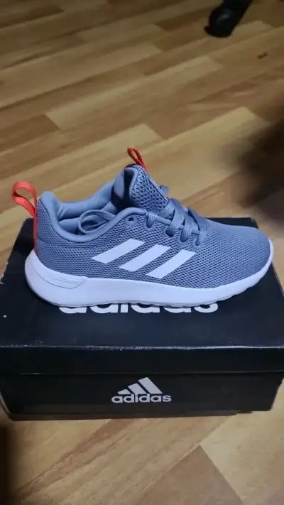 Zapatillas Adidas Lite Racer CLN K gris para niños - miniatura 3